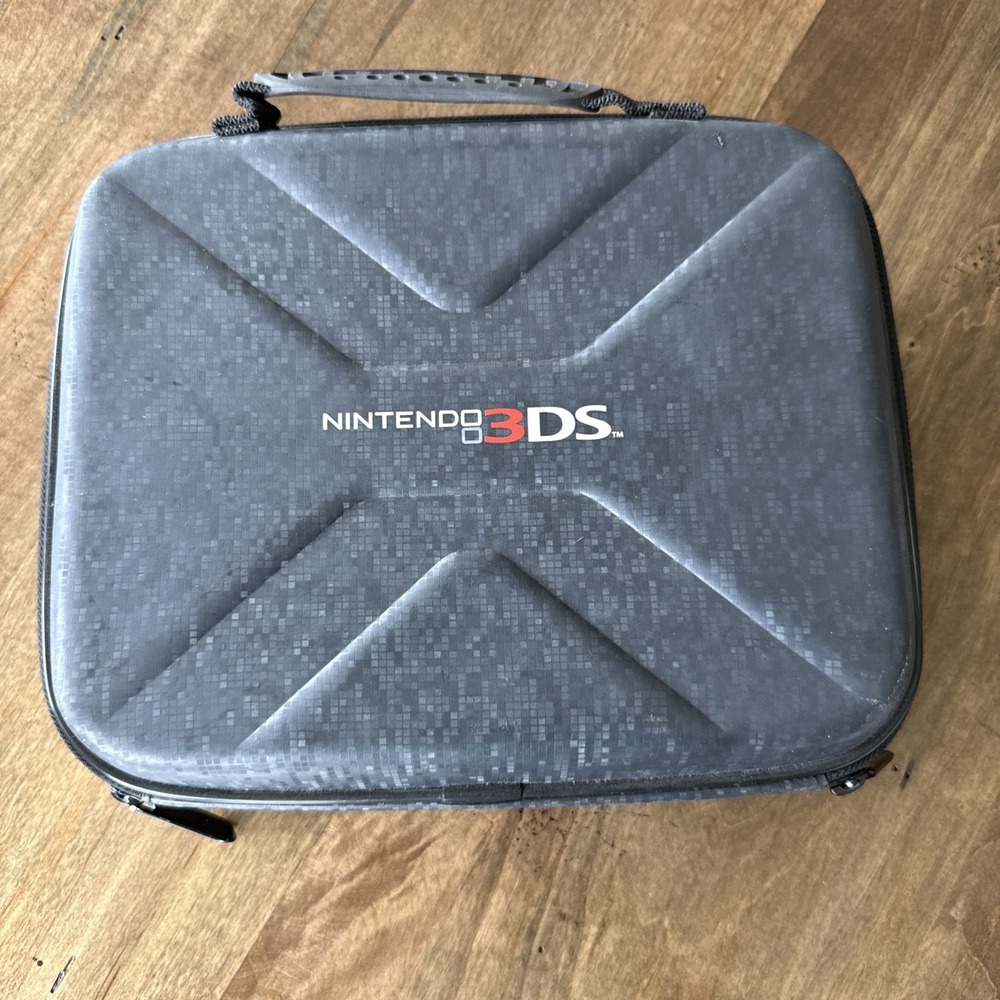 Nintendo 3DS Black Hard Case